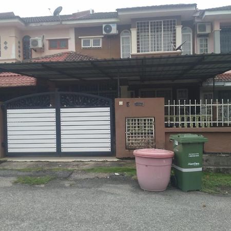 Ilham Homestay クアンタン エクステリア 写真